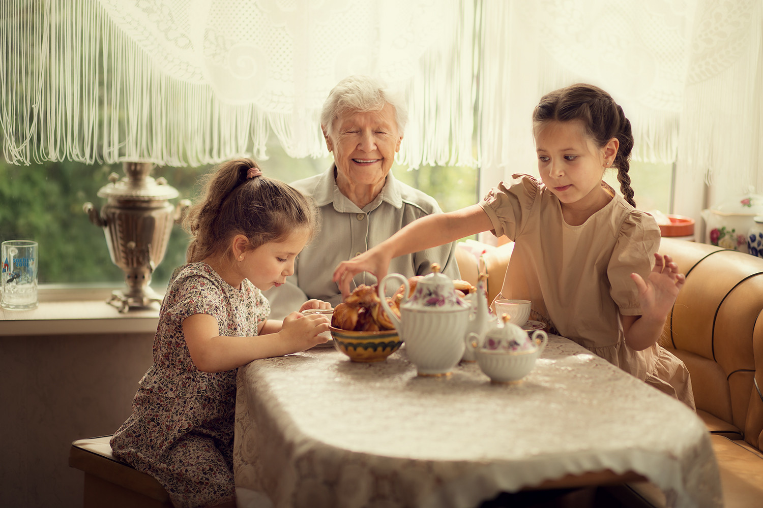 Чаепитие с прабабушкой