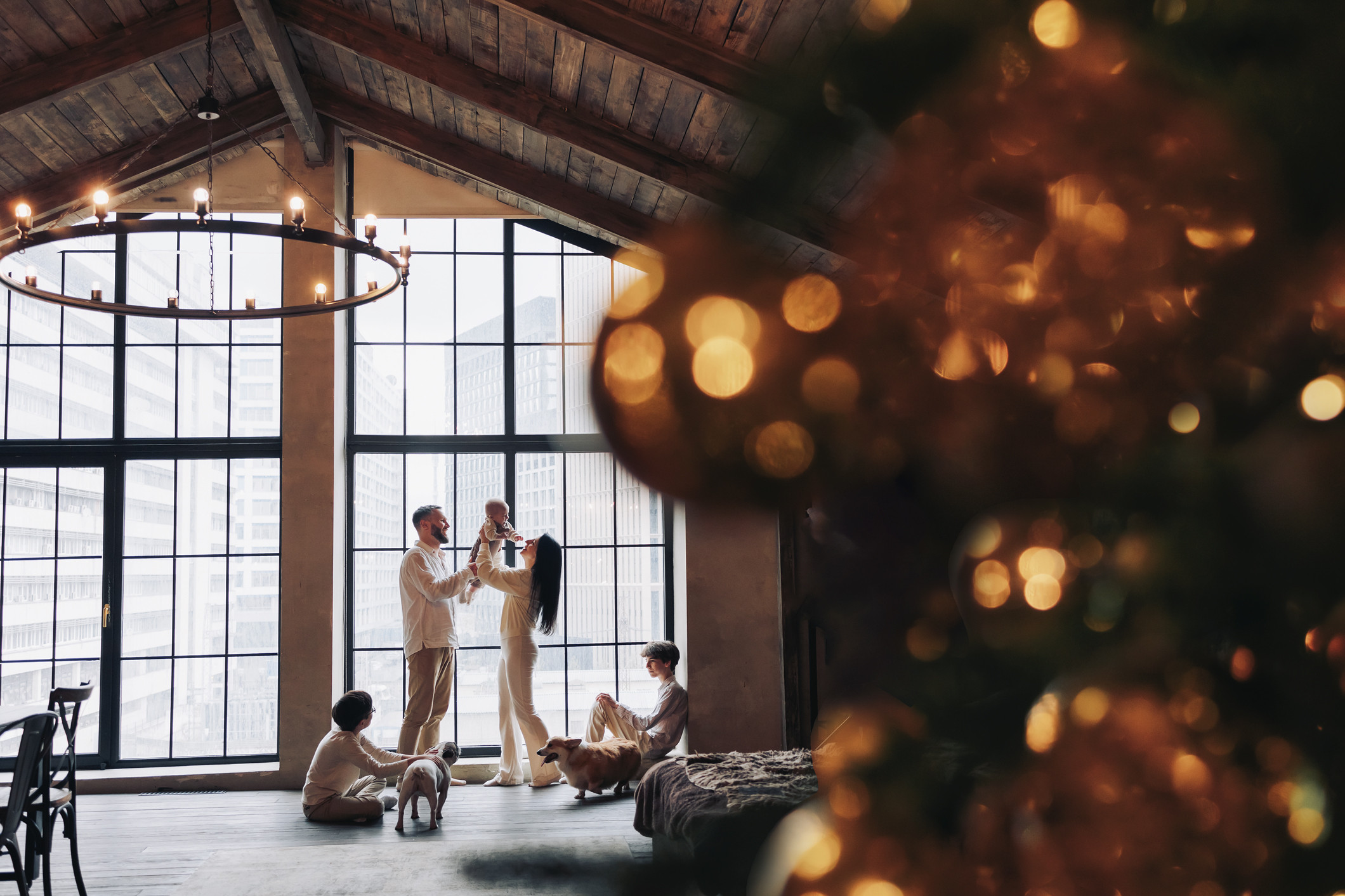 С наступающим!